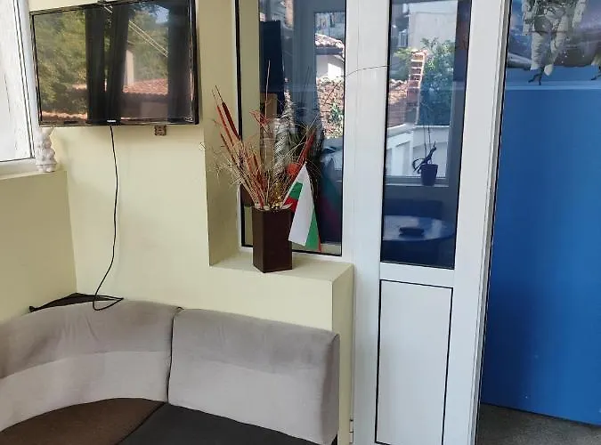 Hostel лидер хаус