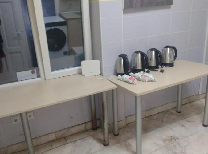 лидер хаус * 瓦爾納