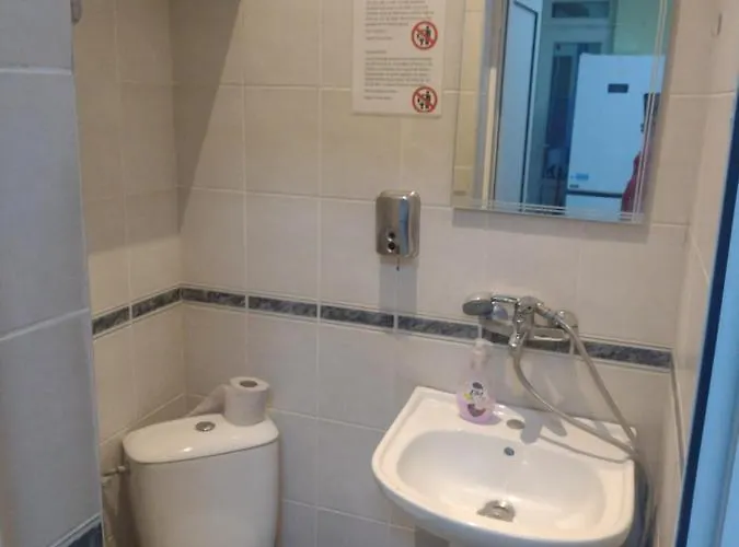 лидер хаус 瓦爾納