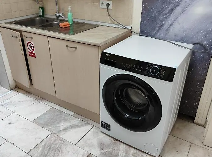 лидер хаус * 瓦爾納